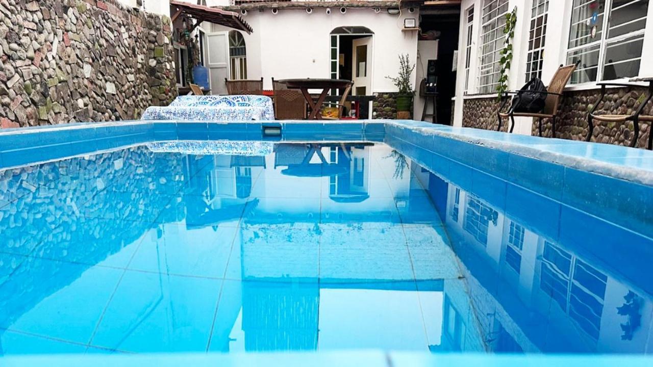 La Isla Surf Camp - Punta Hermosa Lima