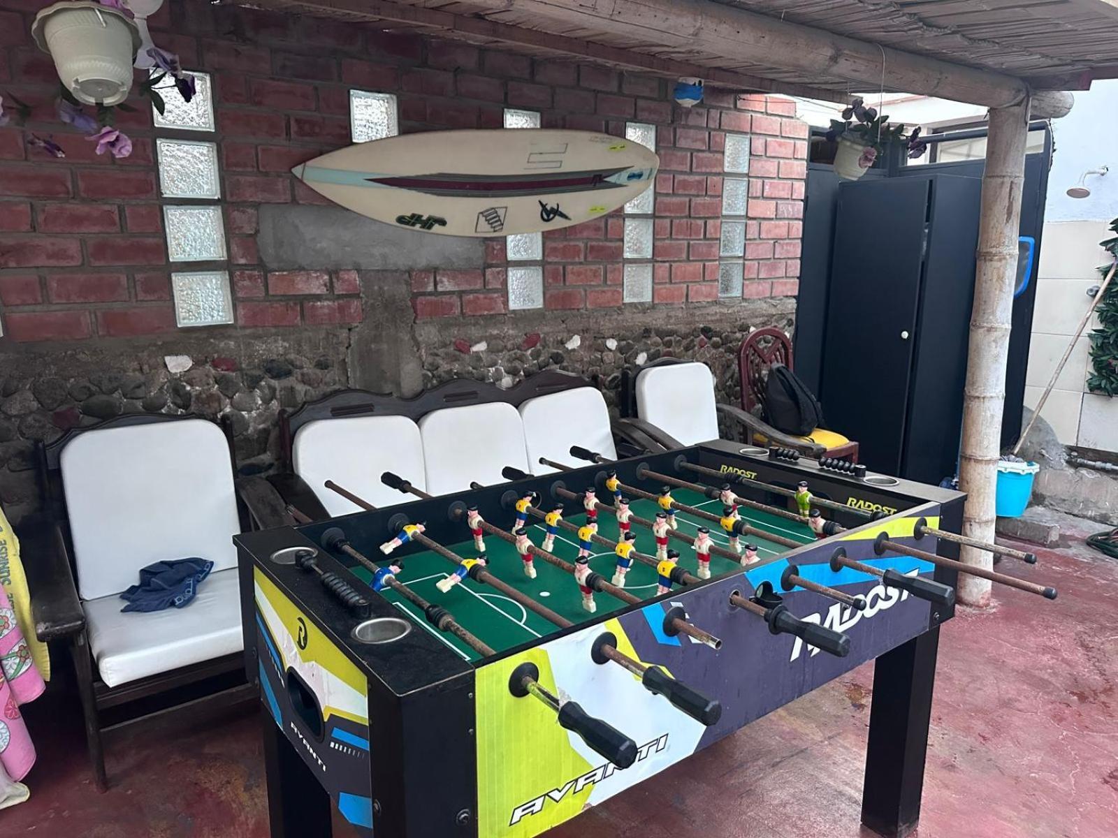 La Isla Surf Camp - Punta Hermosa Lima